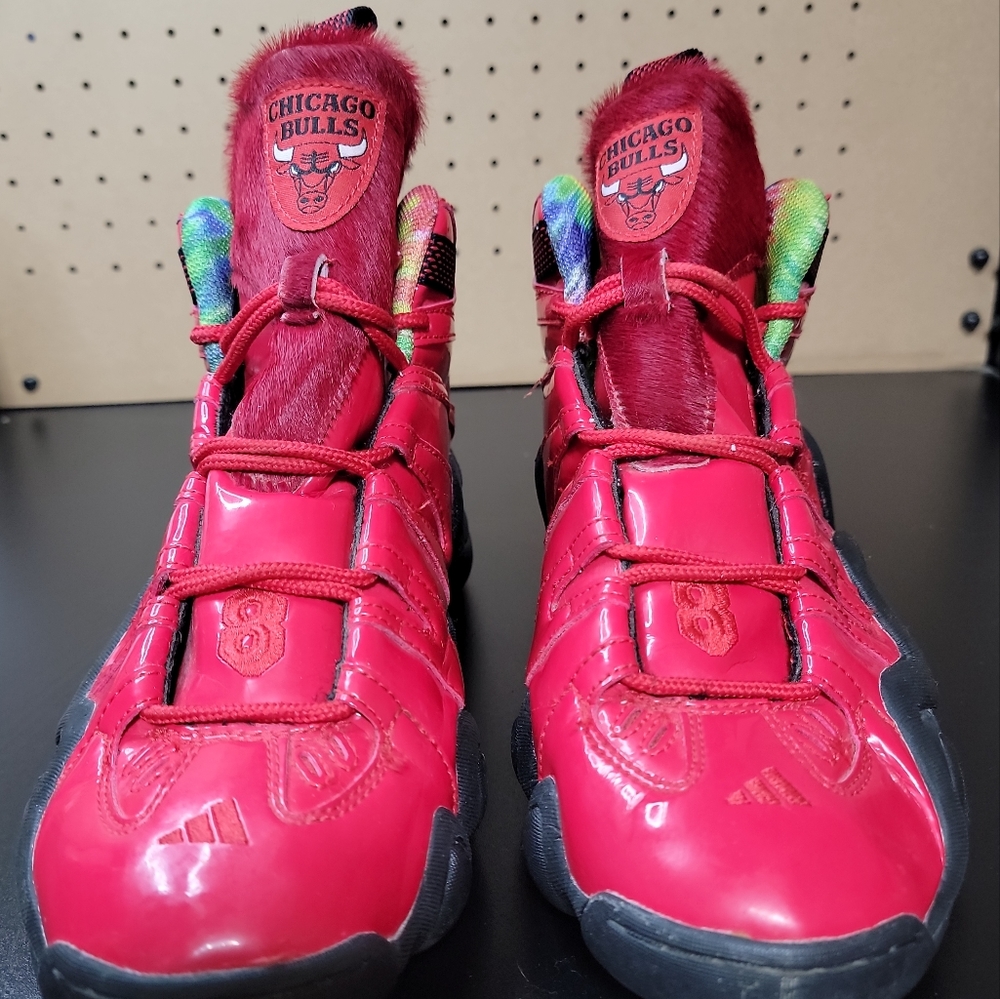 Kobe Bryant Adidas Crazy 8 Chicago Bulls 72-10 Red C77539 Size 10 EUC RARE
